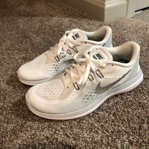 Nike. Size 8. Brand new!